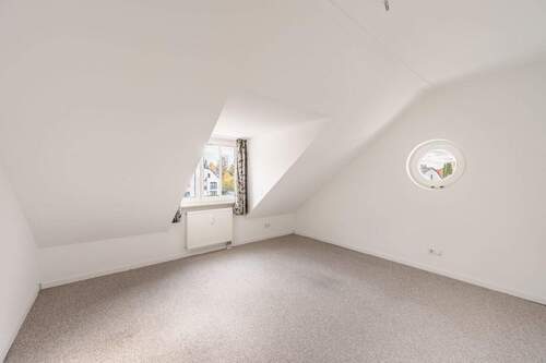 Schlafzimmer - Etagenwohnung mit 95,10 m&sup2; in München zum Kaufen