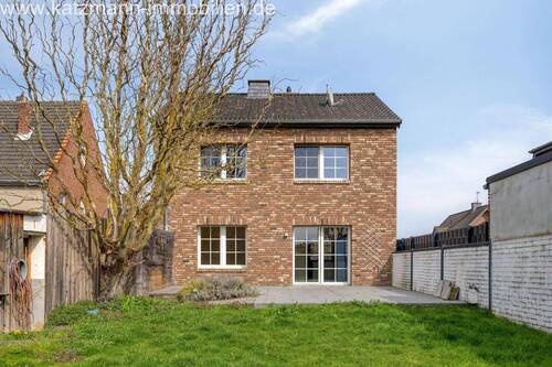 Hausansicht Garten - 