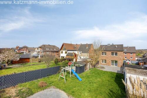 Haus mit Garten - 5 Zimmer Einfamilienhaus in Erftstadt