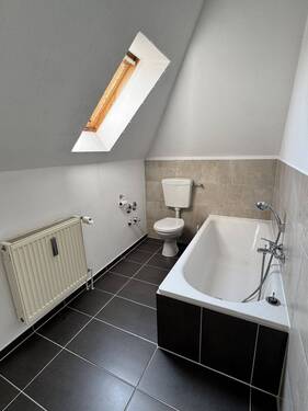 Wohnung 2.OG Vollbad - 