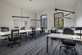 Flex Desk Open Space - 