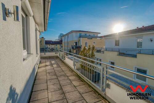 Blick auf die Dachterrasse vom Schlafzimmer - 