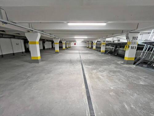 Ansicht der Tiefgarage - Garage, Stellplatz zum Kaufen in Unterschleißheim