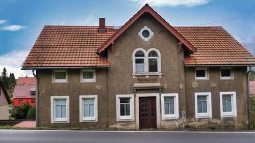 Straßenansicht - 9 Zimmer Einfamilienhaus in Stolpen
