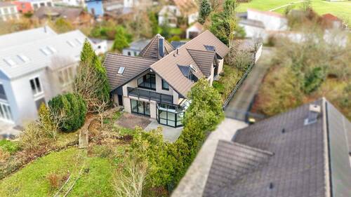 Ansicht Süd West - 6 Zimmer Einfamilienhaus zum Kaufen in Höchberg