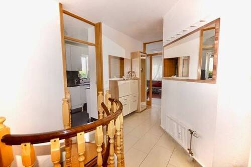 Wendeltreppe mit Zugang zum UG - 