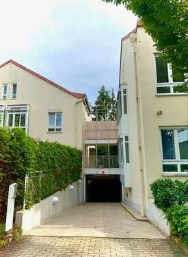 Garagen ein -und Ausfahrt - 