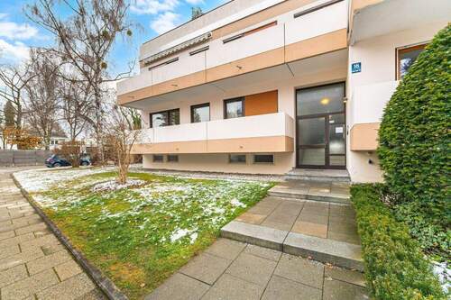 Eingang - 3 Zimmer Etagenwohnung zum Kaufen in München