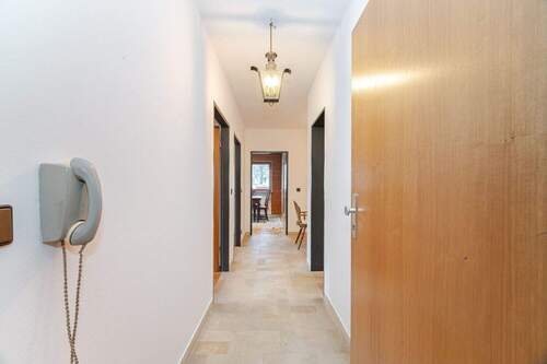 Flur - Etagenwohnung mit 70,90 m&sup2; in München zum Kaufen