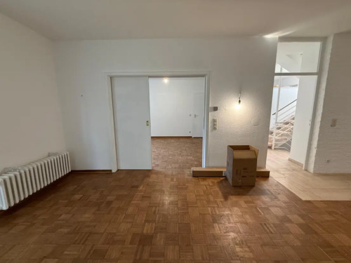 2b37f369-49d9-41e2-ae2a-315167c2e176-1961357364 - 