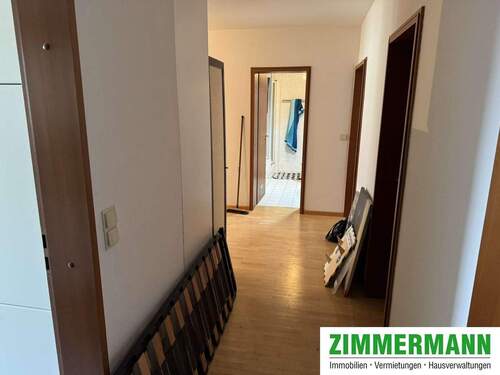 Flur - 3 Zimmer Etagenwohnung zur Miete in Bamberg