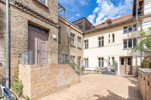 Innenhof - 3 Zimmer Etagenwohnung in Potsdam