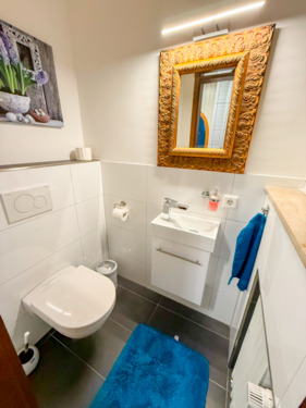 Gäste-WC - Einfamilienhaus mit 151,00 m&sup2; in Bielefeld zum Kaufen