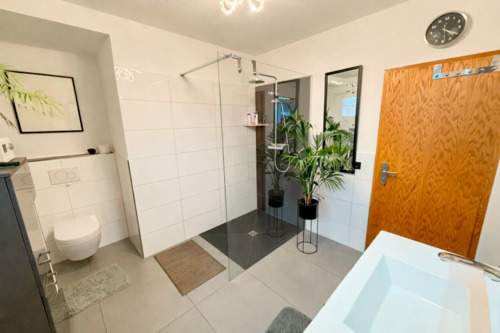 Bad im Erdgeschoss - 