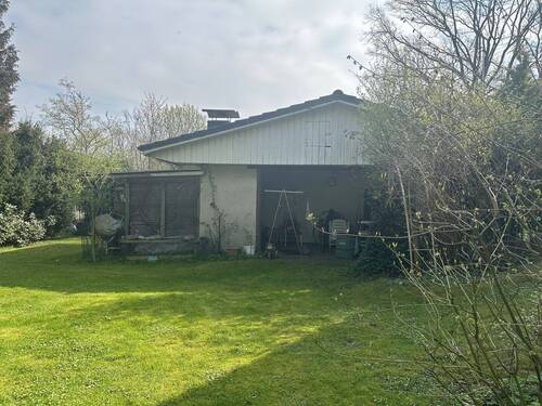 Garage und Kaminplatz - Einfamilienhaus mit 136,00 m&sup2; in Schmalfeld zum Kaufen