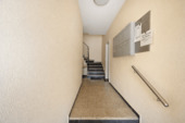 Hausflur - 3 Zimmer Etagenwohnung in Meerbusch