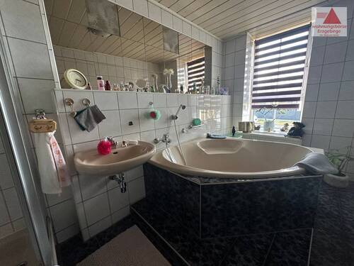 OG_WE 1_Badezimmer - 