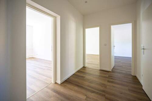 Flur - 3 Zimmer Etagenwohnung in Berlin