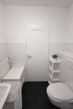 Badezimmer - Etagenwohnung mit 40,00 m&sup2; in Bad Pyrmont zum Kaufen