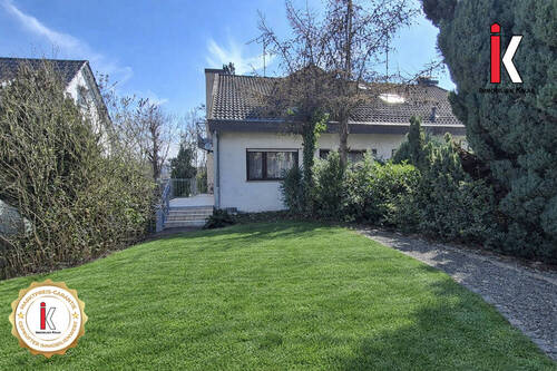 Bild 1 - Naturverbundenes Zuhause bereit für ihre Kreation! Sonnige Doppelhaushälfte in Leonberg