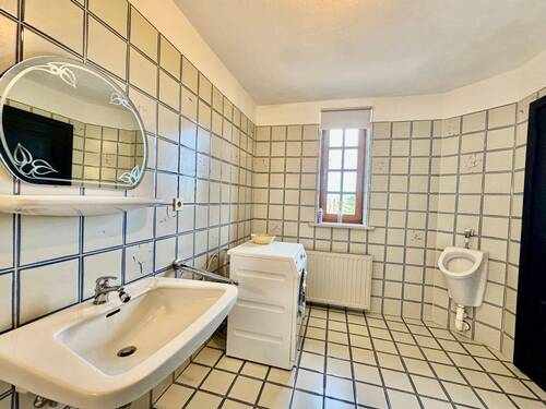 Badezimmer 2, EG - 