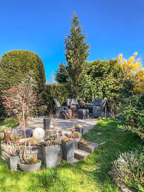 Garten im Sommer - 