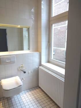 dto. (Armaturen und WC kommt neu) - 