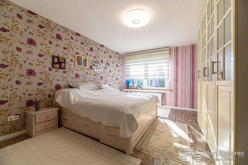 Schlafzimmer UG - 