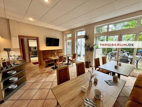 3.JPG - 4 Zimmer Hotel, Pension, Gasthof zum Kaufen in Berlin