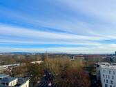 Ausblick - BEZUGSFREI - 2-RAUM WOHNUNG AM GROSSEN GARTEN