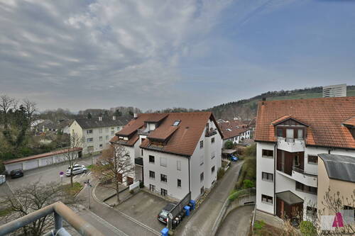 Aussicht Balkon - 3 Zimmer Etagenwohnung in Lörrach
