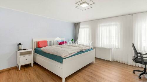 2. OG Schlafzimmer 2 - 