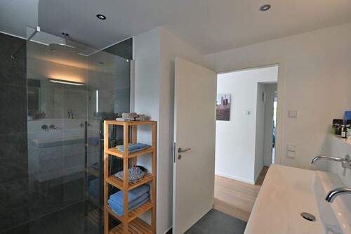 23 Duschbad 1 - 