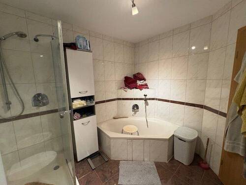  Ausschnitt vom Badezimmer - 