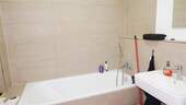 Modernes Bad mit Wanne - 