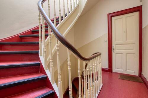 Treppenhaus - Etagenwohnung mit 71,40 m&sup2; in Hamburg zum Kaufen