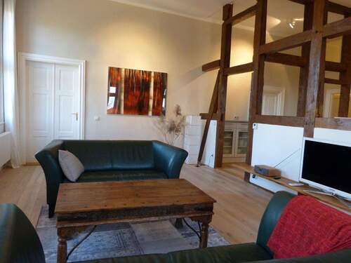 Wohnzimmer - 4 Zimmer Etagenwohnung in Angermünde OT Altkünkendorf