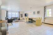Wohn- & Essbereich - 5 Zimmer Einfamilienhaus zum Kaufen in Biebertal