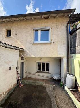 Hofseite der Liegenschaft - 