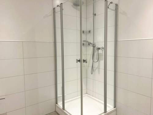Badezimmer Ansicht 2 - 