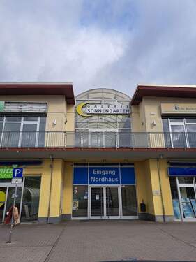 Einkaufcenter - 5 Zimmer Reihenendhaus in Glienicke/Nordbahn