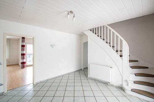 Diele - 4 Zimmer Einfamilienhaus in Reppenstedt