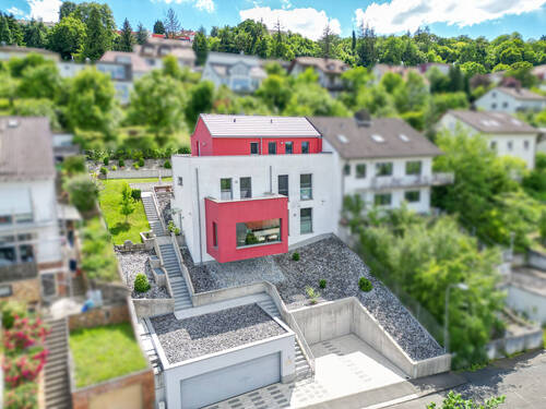 Außenansicht - 7 Zimmer Mehrfamilienhaus, Wohnhaus zum Kaufen in Würzburg