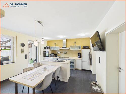 Küche Hauptwohnung - 