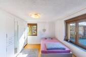 Schlafzimmer - 4 Zimmer Etagenwohnung zum Kaufen in Backnang