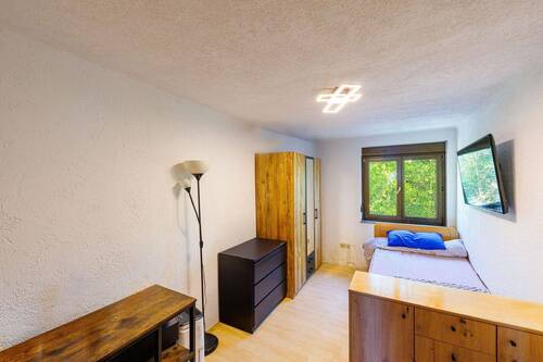 Schlafzimmer - Etagenwohnung mit 67,00 m&sup2; in Backnang zum Kaufen