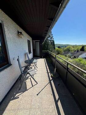 Ihr Balkon vom Wohnzimmer zugehbar - 