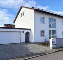 Exklusives 9-Zi. Familiendomizil in hervorragendem Zustand mit Garten, Garage & Balkon in TOP Lage - Ried Exklusives 9-Zi. Familiendomizil in hervorragendem Zustand mit Garten, Garage & Balkon in TOP Lage - Ried