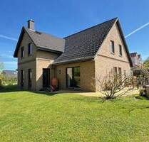 Großzügiges Einfam.-Haus mit Sauna und Kaminofen in ruhiger Sackgassen-Lage - Eutin