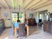 Essbereich mit Blick zum Wohnbereich - 